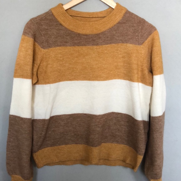 Vero Moda striped sweater. NWT - Picture 1 of 2
